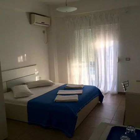 Stolis * Himare